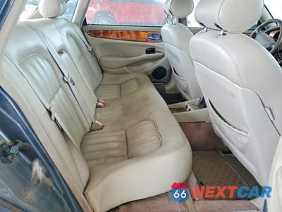 Zdjęcie 10 z 12 samochodu: 2000 JAGUAR XJ8 VIN:SAJDA14C1YLF13765 - miniatura