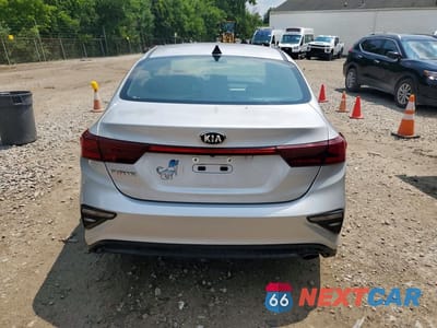 Zdjęcie 6 z 12 samochodu: 2020 KIA FORTE LXS VIN:3KPF24AD1LE176273 - miniatura