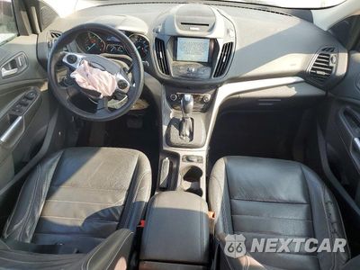 Zdjęcie 8 z 13 samochodu: 2016 FORD ESCAPE SE VIN:1FMCU9GX1GUA32883 - miniatura