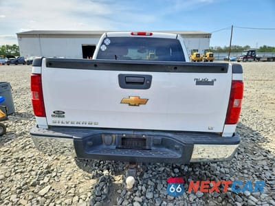 Zdjęcie 6 z 13 samochodu: 2011 CHEVROLET SILVERADO K1500 LT VIN:3GCPKSE34BG238049 - miniatura