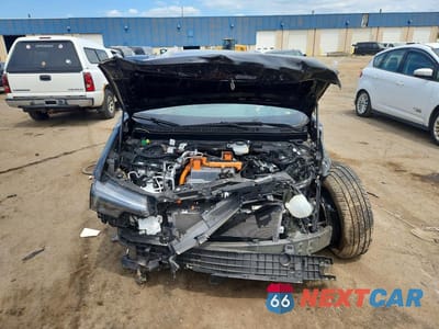 Piąte zdjęcie samochodu w środku: 2025 CHEVROLET BLAZER LT VIN:3GNKDGRJ0SS112267 - miniatura
