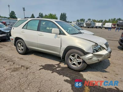 Czwarte zdjęcie samochodu z boku: 2001 LEXUS RX 300 VIN:JTJHF10U910166851 - miniatura