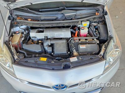 Zdjęcie 11 z 12 samochodu: 2015 TOYOTA PRIUS FOUR VIN:JTDKN3DU3F0416089 - miniatura