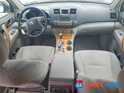 Zdjęcie 8 z 13 samochodu: 2009 TOYOTA HIGHLANDER HYBRID VIN:JTEEW41A492026567 - miniatura