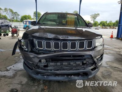 Piąte zdjęcie samochodu w środku: 2018 JEEP COMPASS LATITUDE VIN:3C4NJDBB1JT281545 - miniatura