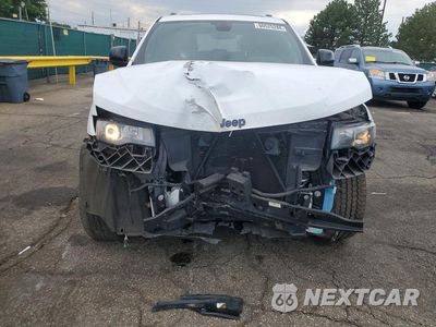 Piąte zdjęcie samochodu w środku: 2018 JEEP GRAND CHEROKEE LAREDO VIN:1C4RJFAGXJC501884 - miniatura