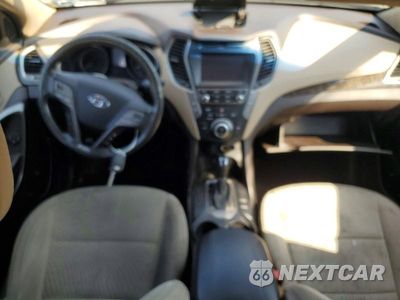 Zdjęcie 8 z 13 samochodu: 2017 HYUNDAI SANTA FE VIN:5XYZUDLB5HG471888 - miniatura
