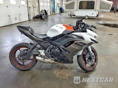 2023 KAWASAKI EX650 R ML5EXER14PDA90148 - główne zdjęcie licytacji z USA - miniatura