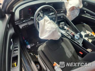 Zdjęcie 8 z 12 samochodu: 2022 HYUNDAI ELANTRA SEL VIN:KMHLM4AG4NU316002 - miniatura