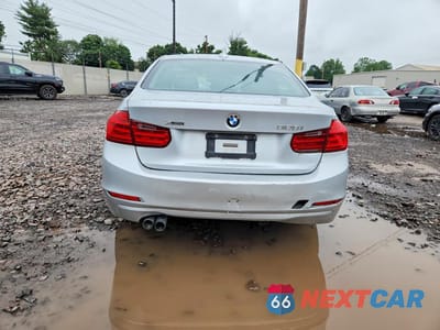 Zdjęcie 6 z 12 samochodu: 2013 BMW 328 VIN:WBA3B5G58DNS03195 - miniatura