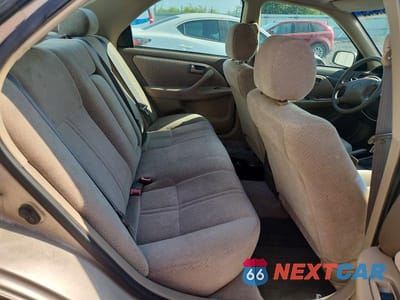 Zdjęcie 10 z 12 samochodu: 2000 TOYOTA CAMRY LE VIN:4T1BG22K3YU007670 - miniatura