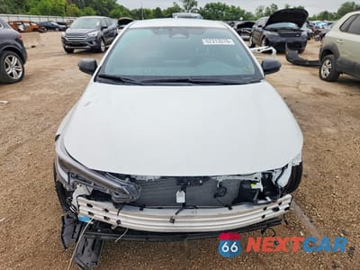 Piąte zdjęcie samochodu w środku: 2024 TOYOTA GR COROLLA PREMIUM VIN:JTNABAAE2RA015570 - miniatura