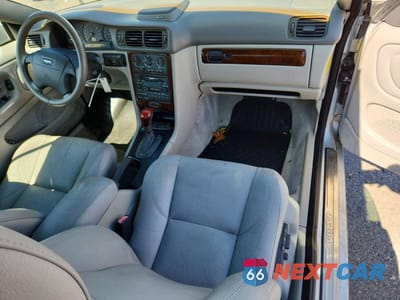 Zdjęcie 8 z 12 samochodu: 2004 VOLVO C70 LPT VIN:YV1NC63D34J061755 - miniatura