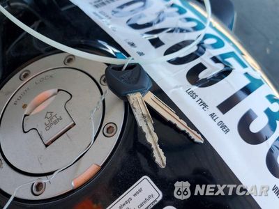Zdjęcie 8 z 9 samochodu: 2012 HONDA ST1300 A VIN:JH2SC511XCK000270 - miniatura