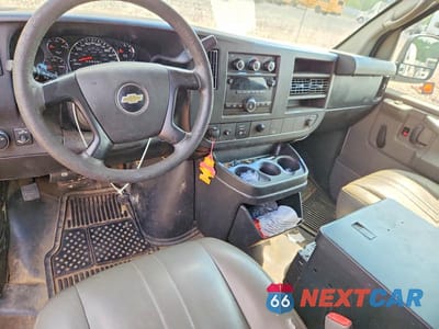 Zdjęcie 8 z 13 samochodu: 2013 CHEVROLET EXPRESS G2500 VIN:1GCWGFCA8D1191504 - miniatura