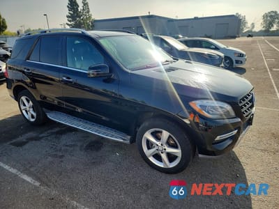 Czwarte zdjęcie samochodu z boku: 2013 MERCEDES-BENZ ML 350 4MATIC VIN:4JGDA2EB1DA200496 - miniatura