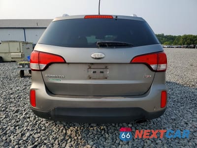 Zdjęcie 6 z 13 samochodu: 2014 KIA SORENTO LX VIN:5XYKTCA69EG450056 - miniatura