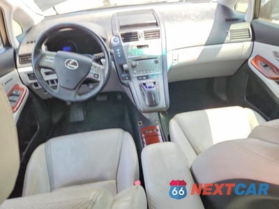 Zdjęcie 8 z 12 samochodu: 2010 LEXUS HS 250H VIN:JTHBB1BA1A2003153 - miniatura