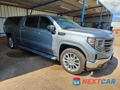 Czwarte zdjęcie samochodu z boku: 2024 GMC SIERRA K1500 SLT VIN:3GTUUDED3RG447102 - miniatura