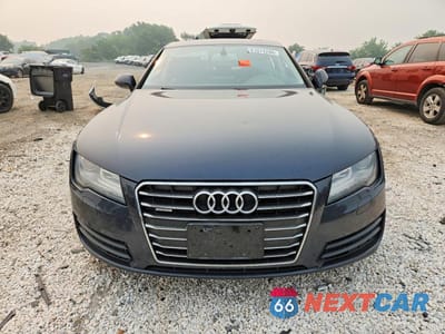 Piąte zdjęcie samochodu w środku: 2014 AUDI A7 PREMIUM PLUS VIN:WAUWGAFC0EN009107 - miniatura