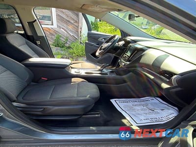 Zdjęcie 8 z 10 samochodu: 2018 CHEVROLET TRAVERSE LS VIN:1GNEVFKW2JJ166728 - miniatura
