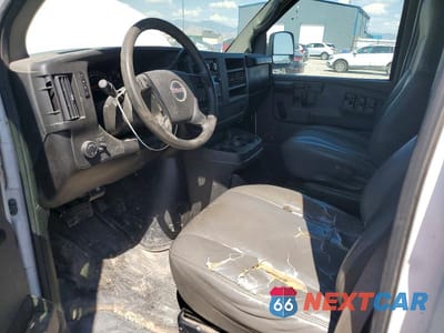 Zdjęcie 8 z 13 samochodu: 2008 GMC SAVANA G1500 VIN:1GTFG15X581105561 - miniatura