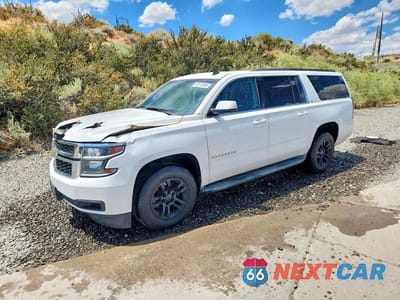 2015 CHEVROLET SUBURBAN K1500 LT 1GNSKJKCXFR123249 - główne zdjęcie licytacji z USA - miniatura