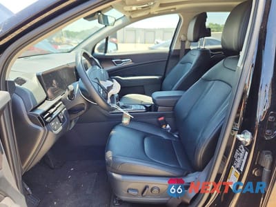 Zdjęcie 7 z 12 samochodu: 2026 KIA SPORTAGE EX VIN:5XYK33DF3TG387464 - miniatura