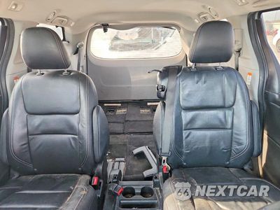 Zdjęcie 10 z 13 samochodu: 2015 TOYOTA SIENNA SPORT VIN:5TDXK3DC7FS659553 - miniatura