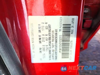Zdjęcie 12 z 12 samochodu: 2005 MAZDA 3 S VIN:JM1BK123451232313 - miniatura