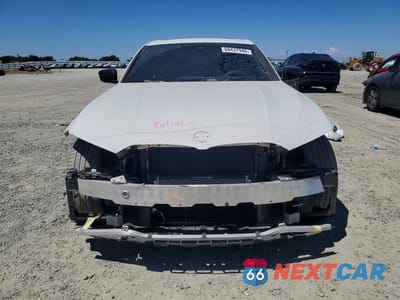 Piąte zdjęcie samochodu w środku: 2023 BMW 330E VIN:3MW39FF09P8C97313 - miniatura
