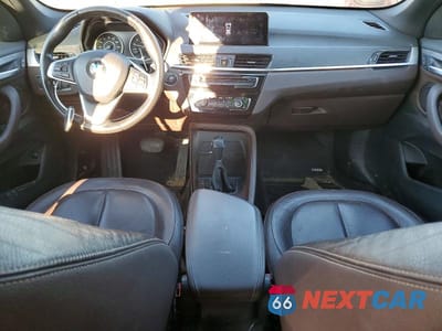 Zdjęcie 8 z 13 samochodu: 2017 BMW X1 XDRIVE28I VIN:WBXHT3Z3XH4A65618 - miniatura