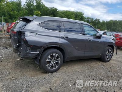 Trzecie zdjęcie samochodu z tyłu: 2021 TOYOTA HIGHLANDER HYBRID XLE VIN:5TDGBRCH4MS530165 - miniatura