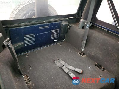 Zdjęcie 10 z 12 samochodu: 2006 JEEP WRANGLER / TJ SPORT VIN:1J4FA49S66P782382 - miniatura
