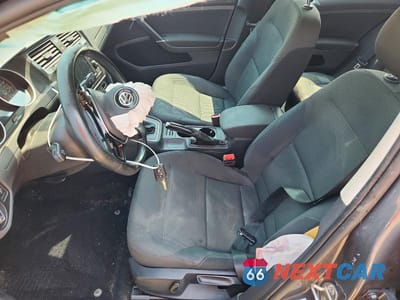 Zdjęcie 7 z 12 samochodu: 2019 VOLKSWAGEN GOLF SPORTWAGEN S VIN:3VW117AU7KM508409 - miniatura