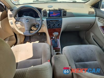 Zdjęcie 8 z 12 samochodu: 2005 TOYOTA COROLLA LE VIN:1NXBR30E25Z399873 - miniatura