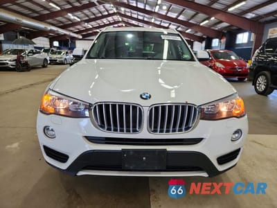 Piąte zdjęcie samochodu w środku: 2015 BMW X3 VIN:5UXWY3C57F0E95559 - miniatura