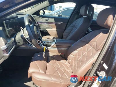 Zdjęcie 7 z 12 samochodu: 2024 BMW 740 I VIN:WBA23EH01RCR25672 - miniatura