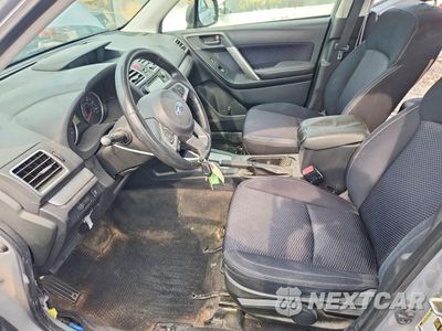 Zdjęcie 7 z 14 samochodu: 2017 SUBARU FORESTER 2.5I VIN:JF2SJABC2HH531315 - miniatura