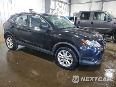 Czwarte zdjęcie samochodu z boku: 2018 NISSAN ROGUE SPORT SV VIN:JN1BJ1CR2JW284058 - miniatura