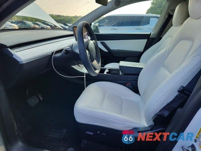 Zdjęcie 7 z 11 samochodu: 2022 TESLA MODEL Y VIN:7SAYGDEE3NF354472 - miniatura