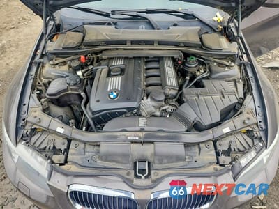 Zdjęcie 11 z 12 samochodu: 2011 BMW 328 I VIN:WBADW3C52BE539781 - miniatura