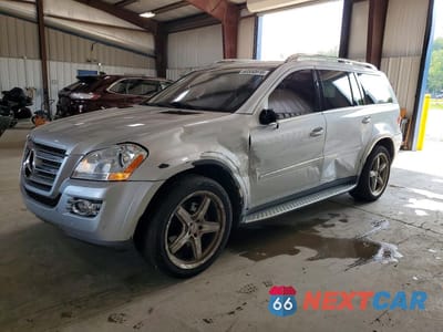 2009 MERCEDES-BENZ GL 550 4MATIC 4JGBF86E19A500177 - główne zdjęcie licytacji z USA - miniatura