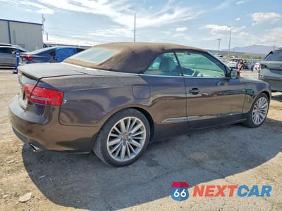 Trzecie zdjęcie samochodu z tyłu: 2011 AUDI A5 PREMIUM PLUS VIN:WAULFAFHXBN003599 - miniatura