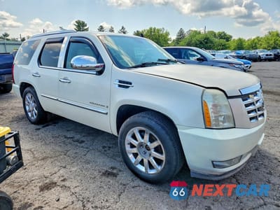 Czwarte zdjęcie samochodu z boku: 2007 CADILLAC ESCALADE LUXURY VIN:1GYFK63877R355000 - miniatura