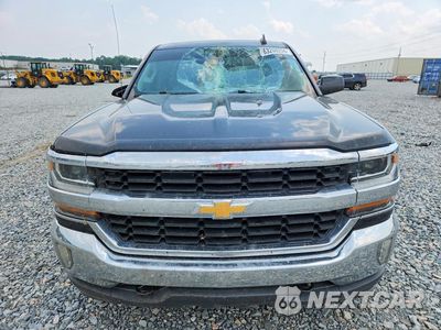 Piąte zdjęcie samochodu w środku: 2018 CHEVROLET SILVERADO K1500 LT VIN:3GCUKRER1JG372905 - miniatura