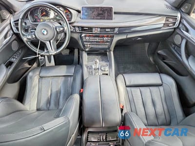 Zdjęcie 8 z 13 samochodu: 2018 BMW X5 M VIN:5YMKT6C5XJ0X21364 - miniatura