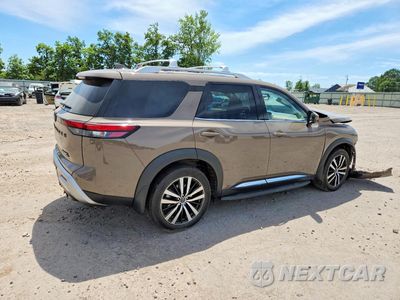 Trzecie zdjęcie samochodu z tyłu: 2024 NISSAN PATHFINDER PLATINUM VIN:5N1DR3DK0RC230777 - miniatura