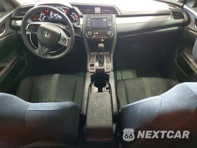 Zdjęcie 8 z 12 samochodu: 2018 HONDA CIVIC LX VIN:19XFC2F55JE031446 - miniatura