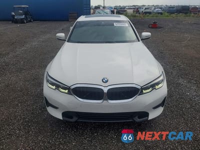 Piąte zdjęcie samochodu w środku: 2020 BMW 330I 4D VIN:3MW5R1J03L8B07647 - miniatura